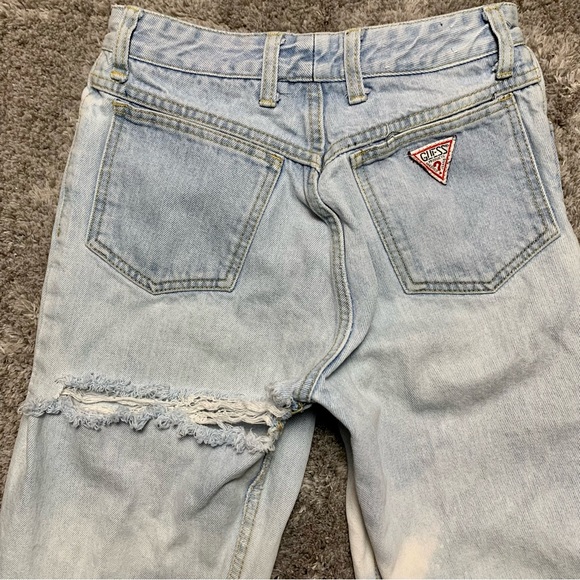 Vintage 90's Guess By Marciano Distressed Light Wash Mom Jeans - Picture 4 of 9